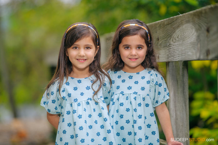 Twin Girls Family Pictures in Island Park by SudeepStudio.com Ann Arbor Family Portrait Photographer