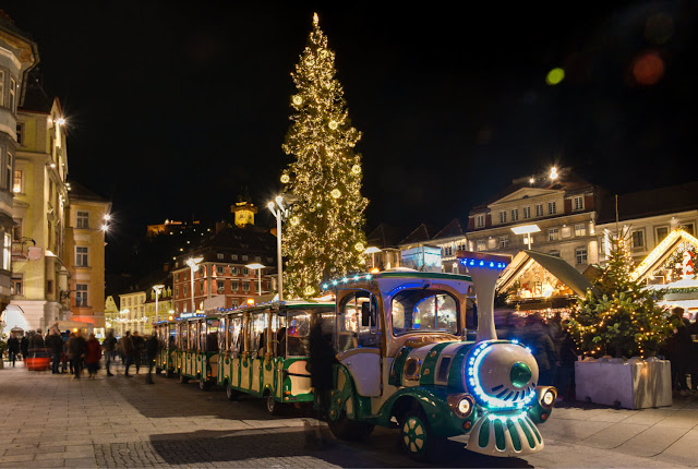 Schlossberg Hill Christmas Market