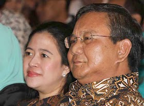 Natalius Pigai: Jokowi Cenderung Oligopoli dan Nguntal, Lebih Aman Prabowo-Puan Maharani