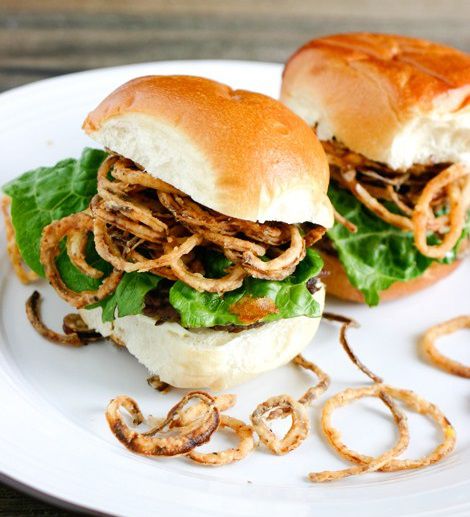 Tobacco Onion Ring Sliders with Apricot Chipotle Aioli