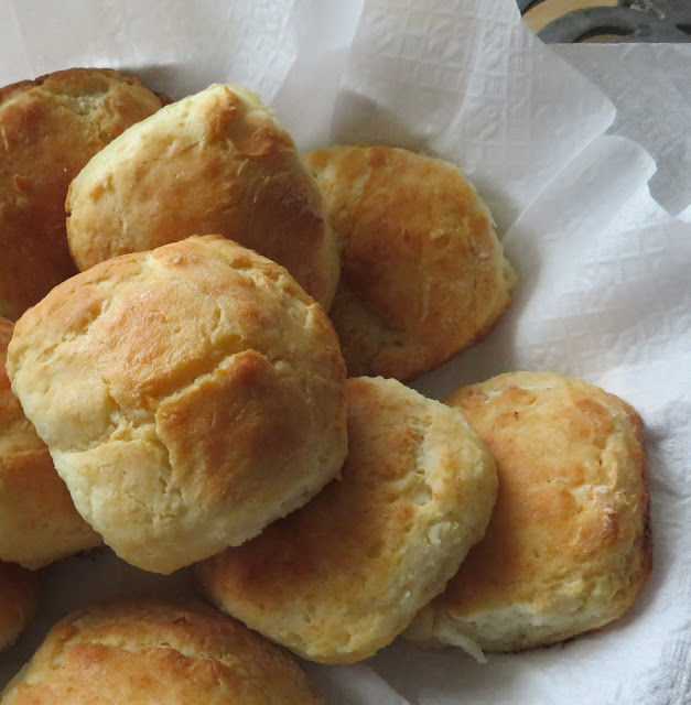 Easy 7-up Biscuits