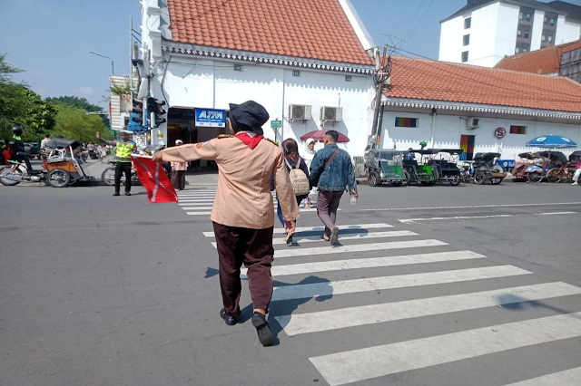 Pramuka SMA Negeri 6 Yogyakarta Membantu Pengamanan Pasca Lebaran di Teteg Abu Bakar Ali