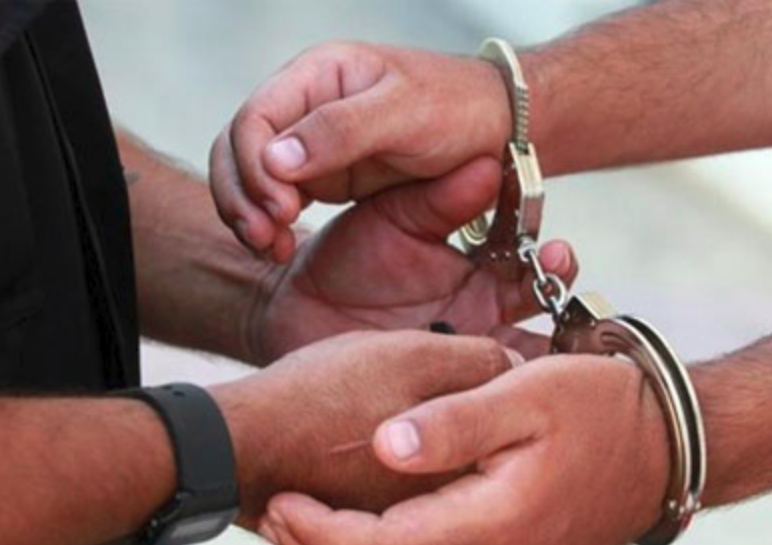ضبط 4 متهمين بحوزتهم حشيش وهيروين وأسلحة نارية وبيضاء بمطوبس