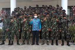 Petrus Fatlolon dan Nyoman Sudarmadja Rayakan HUT 76 Korps Brimob Polri 