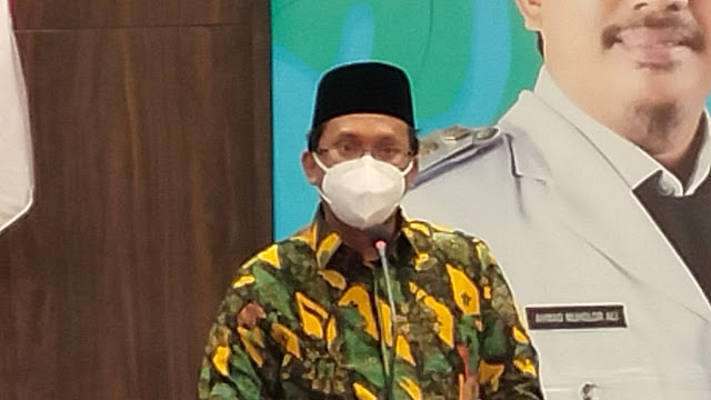 Beda Sikap dengan Wabup, Bupati Muhdlor Anggarkan Rp 800 Miliar Untuk Fasilitasi Provider FO