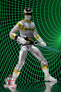 Power Rangers Lightning Collection In Space Silver Ranger 02