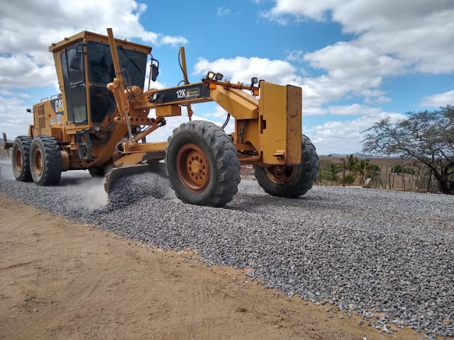 Governo da Paraíba restaura rodovia que beneficia três municípios do Brejo