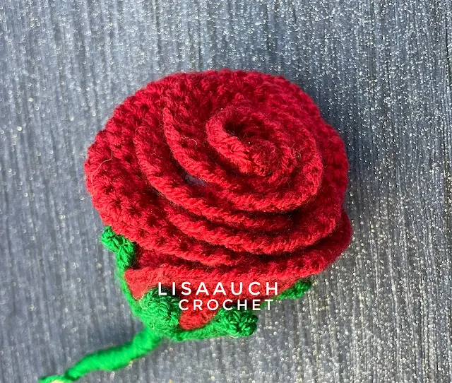 crochet red rose
