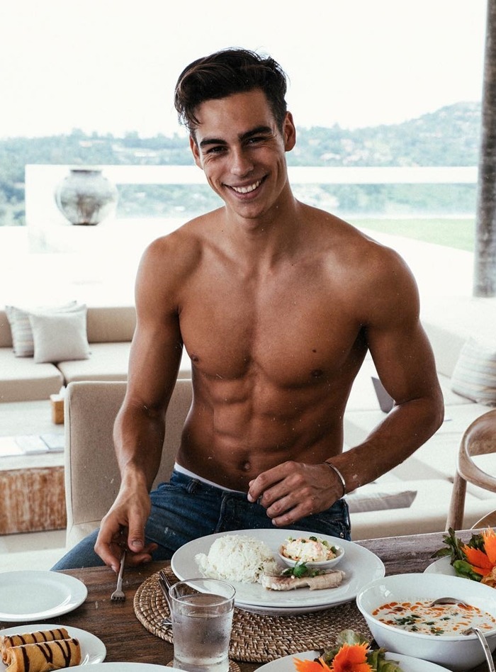 strong-hot-young-shirtless-fit-model-guy-smile