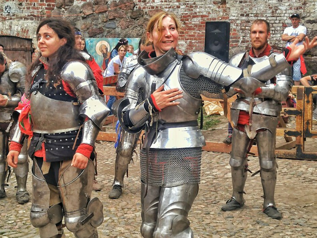 ежегодный рыцарский фестиваль в Выборгском замке "Турнир святого Олафа"