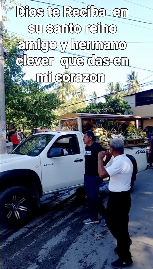 El Salvador: Despiden a Clever Flores, hombre trabajador que fue asesinado en La Paz