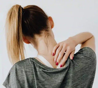 Does Endometriosis Cause Back Pain?/एंडोमेट्रियोसिस क्या बैक पेन का कारण है _ichhori.com