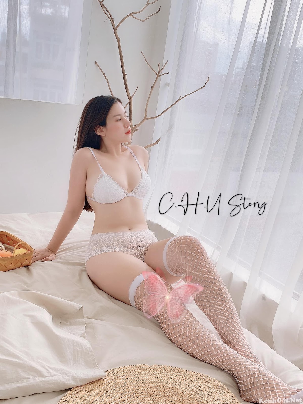 Linh Anh: Xuống trái đất chỉ để làm Sexy Girl.