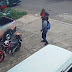 TENTATIVA DE FEMINICÍDIO: VÍDEO: Mulher escapa de ser esfaqueada por ex que não aceita fim de relacionamento