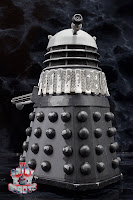 Custom "Dalek Attack" 8-Bit Deco Dalek 15