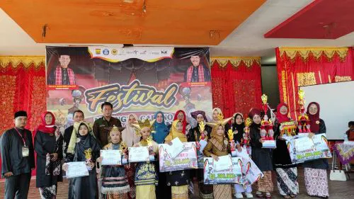 SDN 12 Cubadak Mentawai Raih Juara I Lomba Malingka Carano jo Arai Pinang