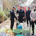 Brimob Kompi 2 Batalyon B Pelopor Salurkan Air Bersih 20 Ribu Liter Kepada Warga Desa Jabung Yang Terdampak Kemarau Panjang