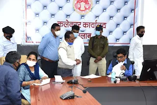 जिला स्तरीय जनसुनवाई में 65 आवेदन आए, सम्बंधित अधिकारियो को निराकरण के निर्देश जारी