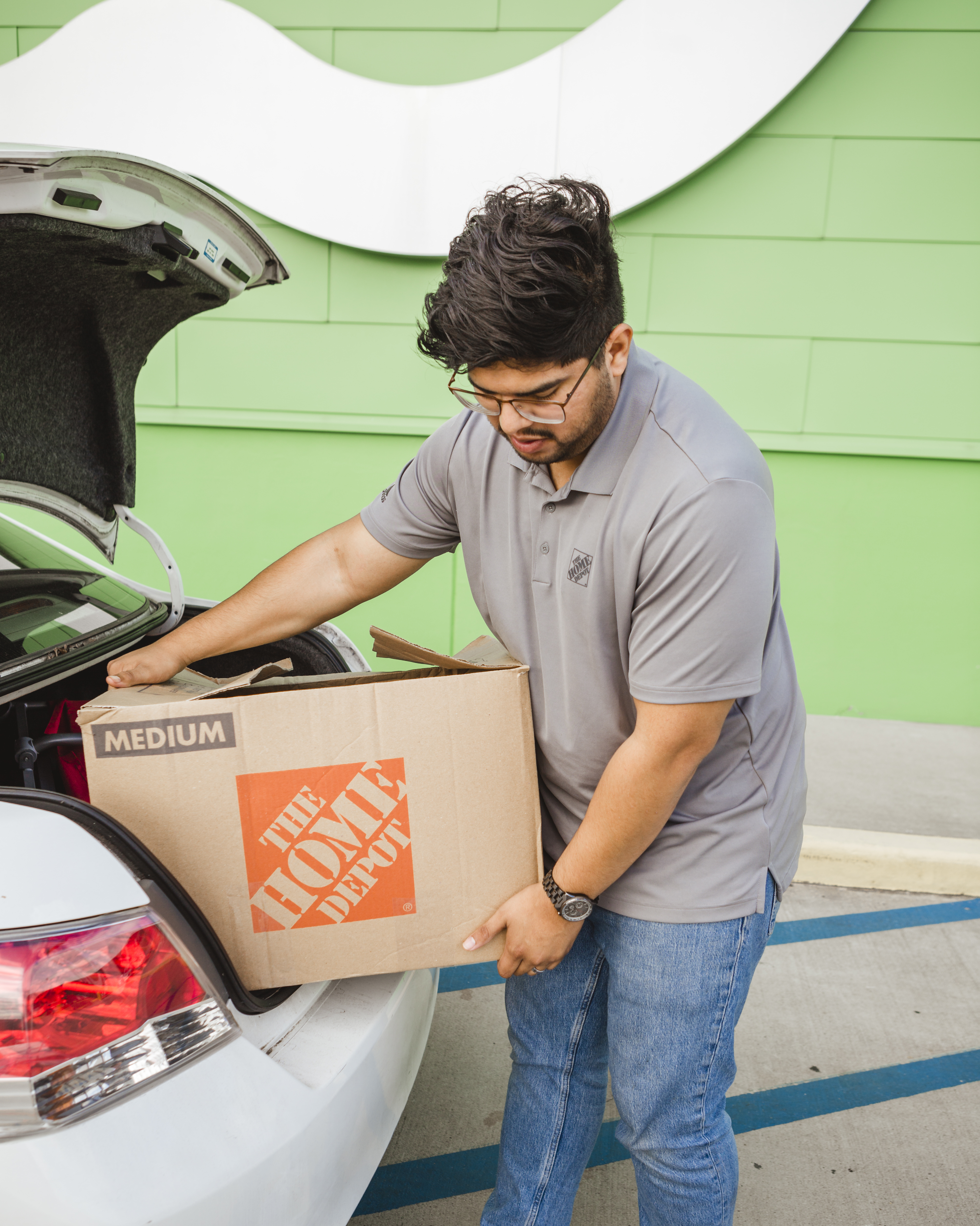 Donating Food Items at the Houston Food Bank