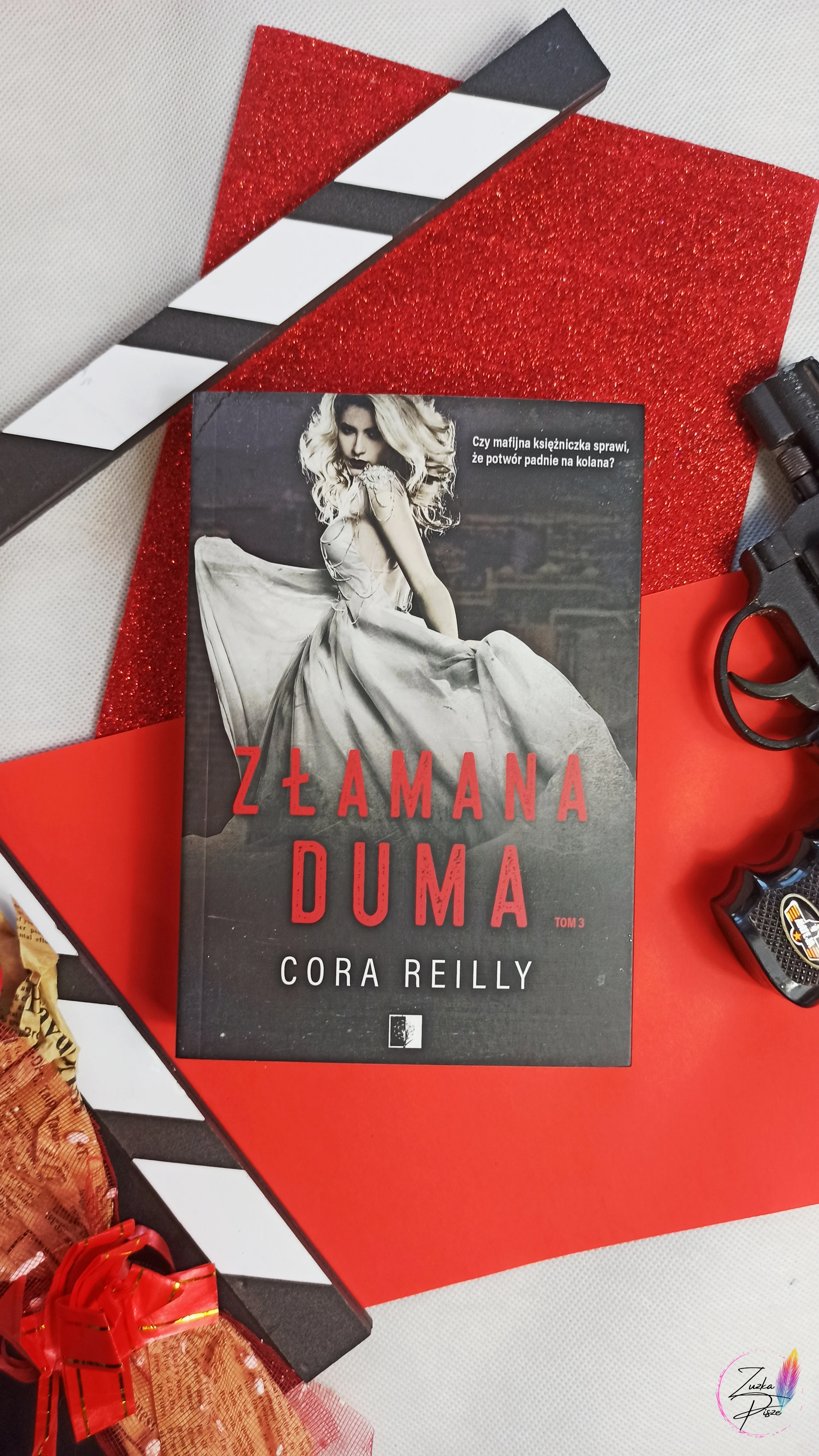 Cora Reilly "Złamana Duma" - recenzja książki