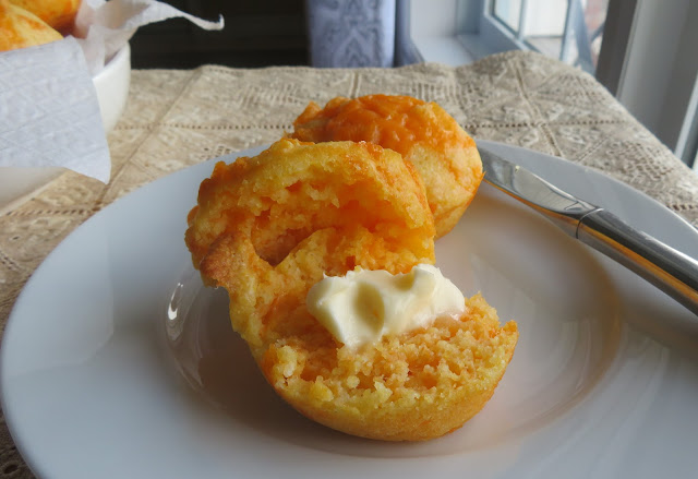 Cheddar Cornbread Muffins