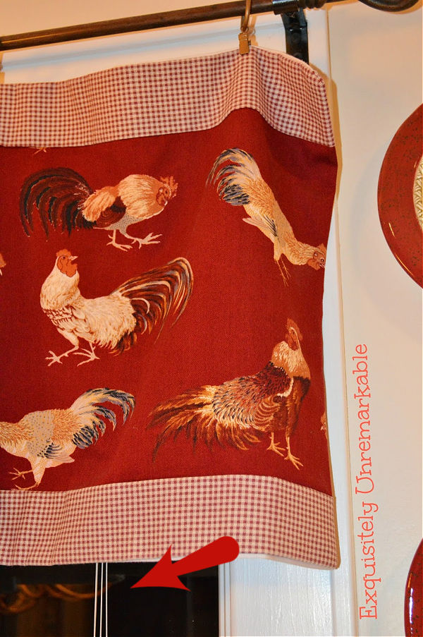 Rooster Valances With Shade Strings Showing