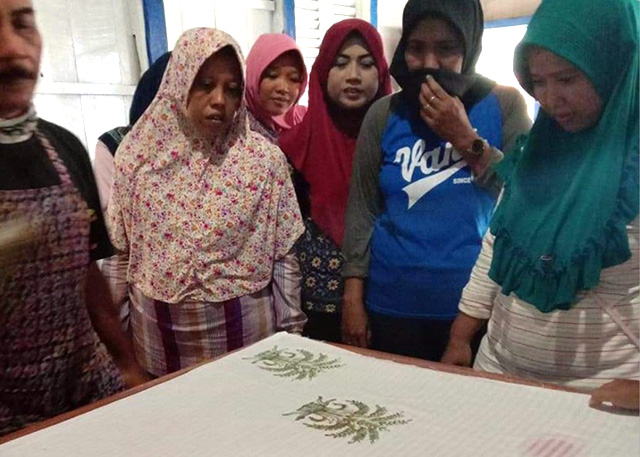 Dapat Bantuan Kemensos, Batik Kembang Rejo Makin Berdaya