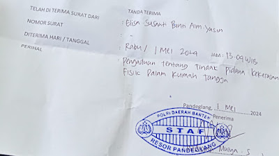 Diduga Menjadi Korban KDRT, Elisa Didampingi Ibunya Laporkan Suami Ke Polres Pandeglang