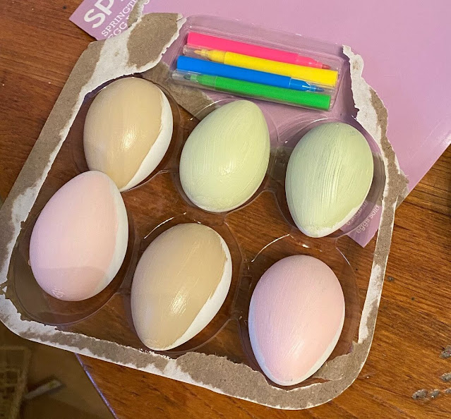 Photo of faux eggs being painted with Dixie Belle Chalk Paint.