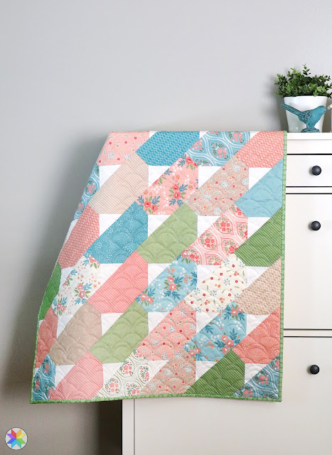 Top Notch quilt pattern crib size a sweet baby quilt pattern