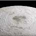 Οι Κινέζοι ανακάλυψαν γυάλινες μπάλες και ένα αντικείμενο σε σχήμα κύβου στην επιφάνεια της Σελήνης!(βίντεο)