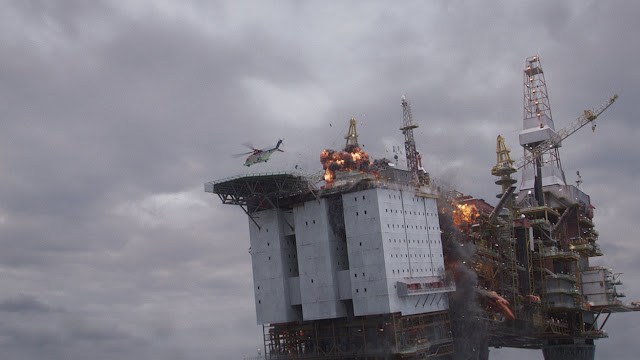 a deep see oil rig collapse