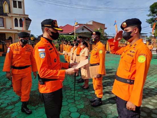 SAR TIMIKA LEPAS PERSONIL PENEMPATAN POS SAR ASMAT DAN POS SAR KAIMANA