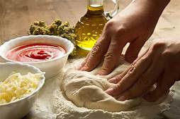 PREPARATION OF FRESH PIZZA DOUGH FREE IMAGES