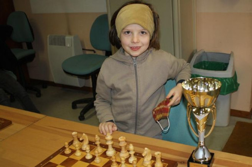 Vadim, 8 ans et déjà le roi aux échecs