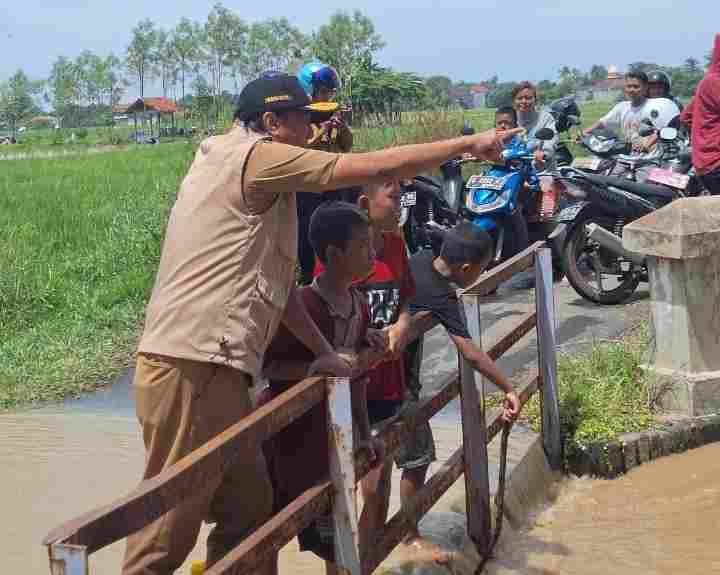 Banjir Landa 7 Kecamatan,, Pj Bupati Brebes Tinjau Lapangan