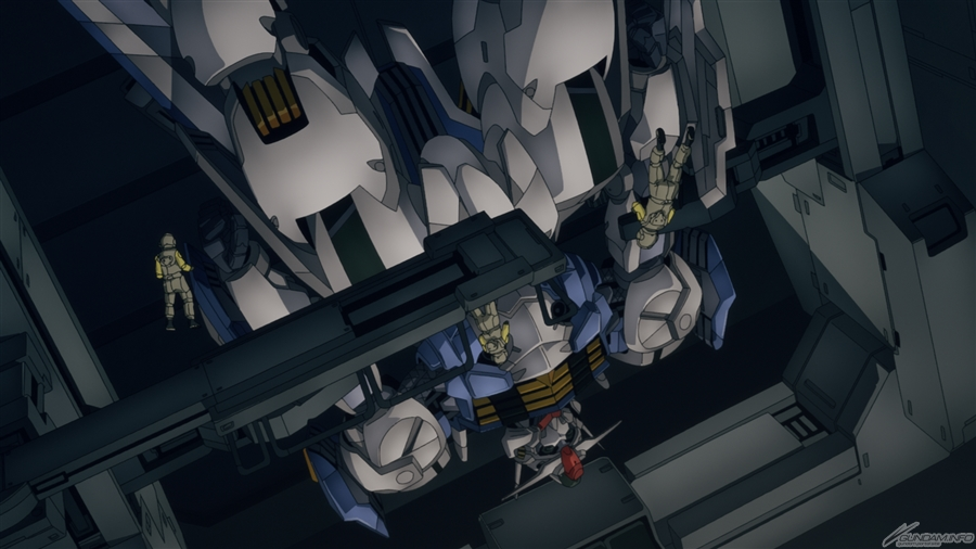 Gundam-Aerial-siendo-inspeccionado Gundam-Aerial-siendo-inspeccionado