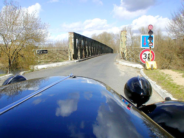 Approaching the old metal bridge over the Cher at Civray de Touraine, Indre et Loire, France. Photo by Loire Valley Time Travel.