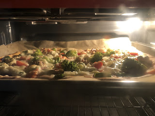 ドイツで生地からピザを作る！
