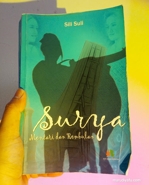 Review Novel Surya Mentari dan Rembulan