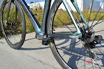 LOOK 795 Blade RS SRAM RED AXS Mavic Cosmic Carbon road bike at twohubs.com