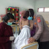 Beri Semangat,Kapolsek Cigasong Monitoring Kegiatan Vaksinasi Siswa SD