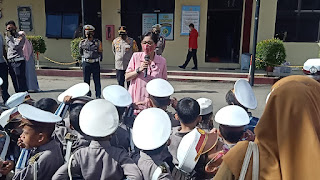 Anak TK Kemala Bhayangkari Polres Gowa Terima Edukasi Keselamatan dan Tertib Lalin 