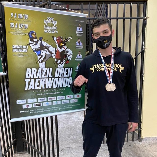 Atleta Registrense conquista 25 Brasil Internacional Open de Taekwondo