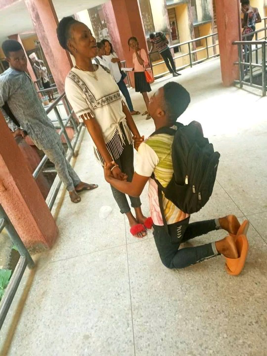 Photo: UNICAL Student Apologizies To Lover In Public