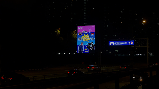 East West Link Highway Kuala Lumpur Malaysia Digital Billboard Advertising Nearby IKON Connaught Shopping Mall Digital Advertisements Board