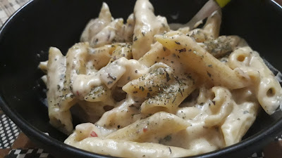 pasta make with creamy white sauce