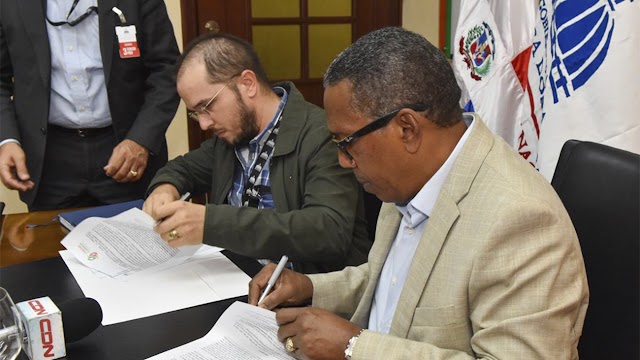 Tecnificación Nacional de Riego y Comedores Económicos firman acuerdo interinstitucional para beneficiar a productores agropecuarios 