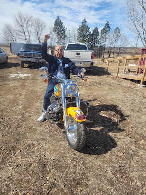 Leonard Peltier is Free !