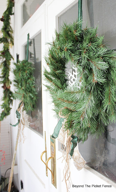 Make a Simple Christmas Wreath